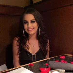 Meet your Posher, Rhiannon